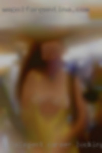 Intelegent, career looking for sex orientated HORNY. Intelegent, career looking for sex orientated HORNY.