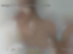 I am black man for threesome looking for playmates.