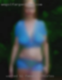 Wanted: bi couple female athletes to explore bi play.