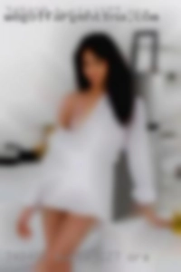 burieJ127 Sucking nudes boobs
